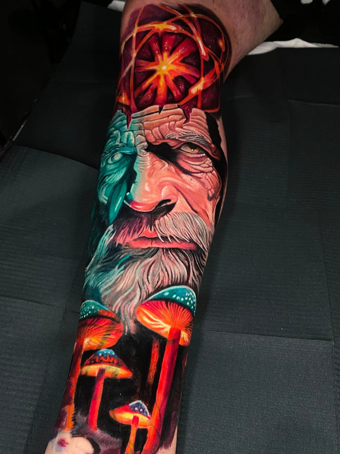 Tatuaje realizado por Eric Olguín — pieza 16